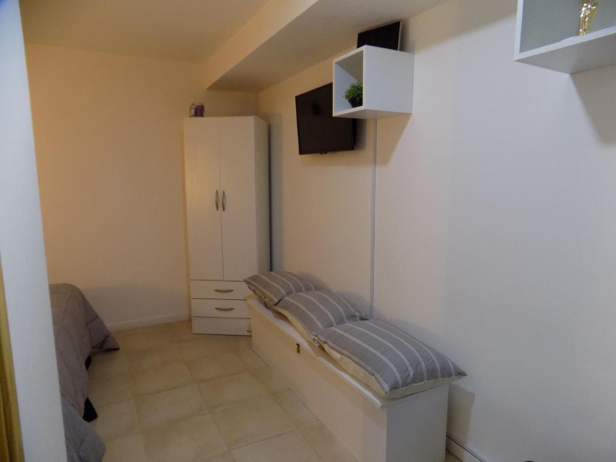 Depto Monoambiente Leum Anoka Appartement Ushuaia Buitenkant foto